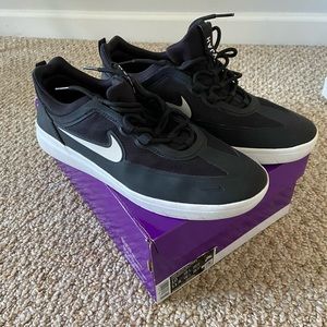 Nike SB NYJAH Free 2 (Men’s size 10, women’s size 11.5)